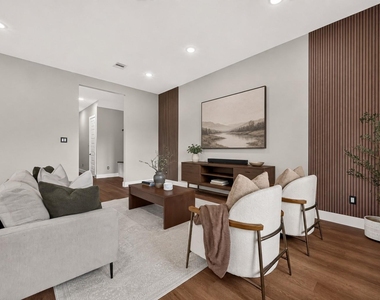 703 Carol Lynn Drive - Photo Thumbnail 5