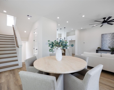 4008 Yellowstone Blvd - Photo Thumbnail 14