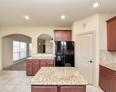 1902 Argos Drive - Photo Thumbnail 23