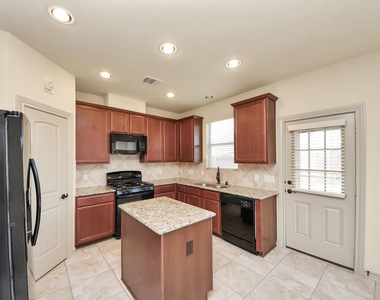 1902 Argos Drive - Photo Thumbnail 22