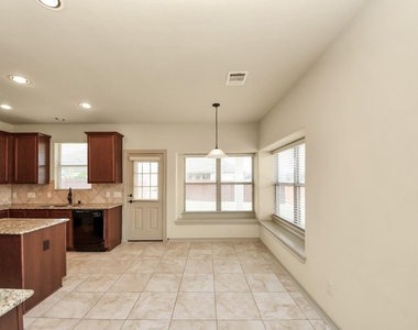 1902 Argos Drive - Photo Thumbnail 15