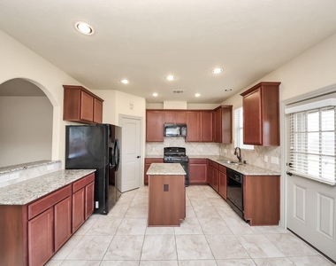 1902 Argos Drive - Photo Thumbnail 20