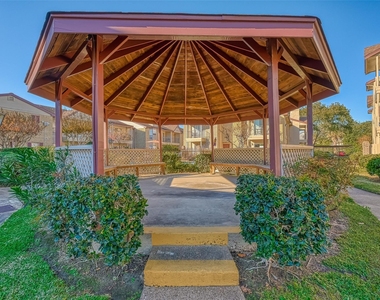 2120 El Paseo Street - Photo Thumbnail 21