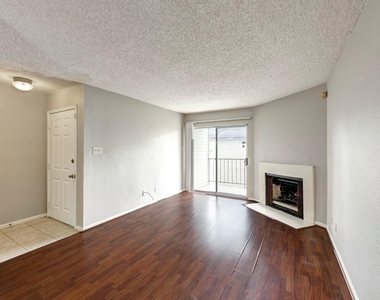 2120 El Paseo Street - Photo Thumbnail 2