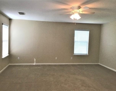 16311 Hayesford Lane - Photo Thumbnail 9