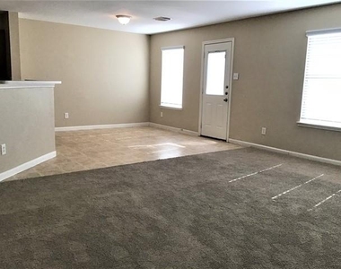 16311 Hayesford Lane - Photo Thumbnail 5