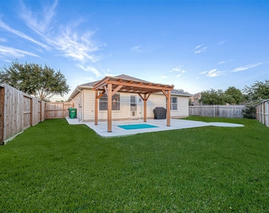 3214 Northgate Court - Photo Thumbnail 16