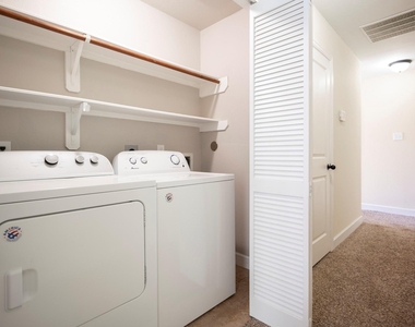4210 Darter Street - Photo Thumbnail 14