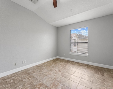 6132 Maxie Street - Photo Thumbnail 12