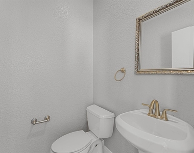 6132 Maxie Street - Photo Thumbnail 6