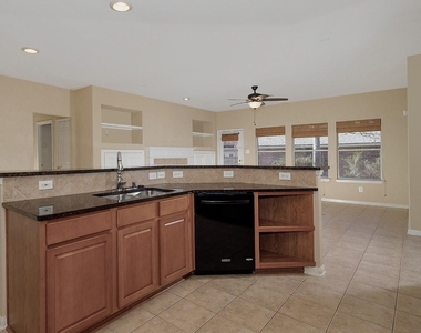 78 E Foxbriar Forest Circle - Photo Thumbnail 15
