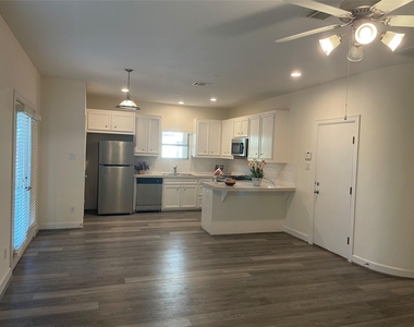 3704 Main Aspen Drive - Photo Thumbnail 4