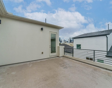2408 Emancipation Avenue - Photo Thumbnail 13