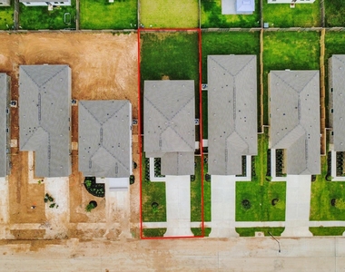 16831 Spotted Oak Drive - Photo Thumbnail 36