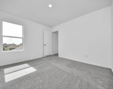 16831 Spotted Oak Drive - Photo Thumbnail 23