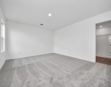16831 Spotted Oak Drive - Photo Thumbnail 19