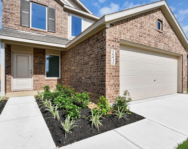 16831 Spotted Oak Drive - Photo Thumbnail 4
