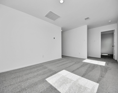 16831 Spotted Oak Drive - Photo Thumbnail 24