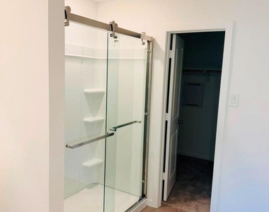 16831 Spotted Oak Drive - Photo Thumbnail 37