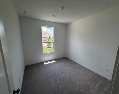 2847 Garden Meadow - Photo Thumbnail 13