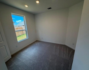 2847 Garden Meadow - Photo Thumbnail 24