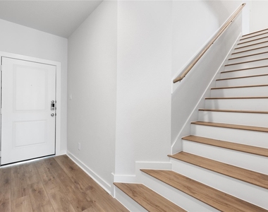 8104 Danson Lane - Photo Thumbnail 17