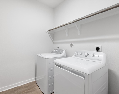 8104 Danson Lane - Photo Thumbnail 28