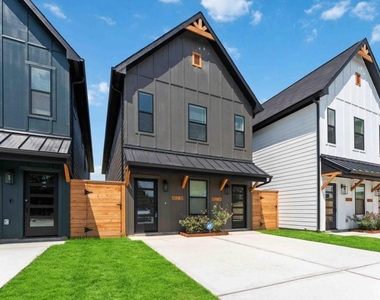 8023 Cora Street - Photo Thumbnail 1