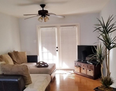 2744 Briarhurst Drive - Photo Thumbnail 3