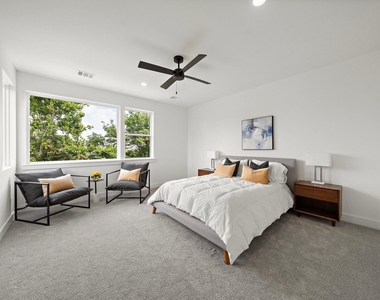 1607 Barbee Street - Photo Thumbnail 16
