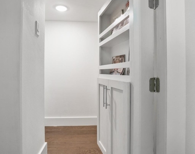314 N Stiles Street - Photo Thumbnail 17