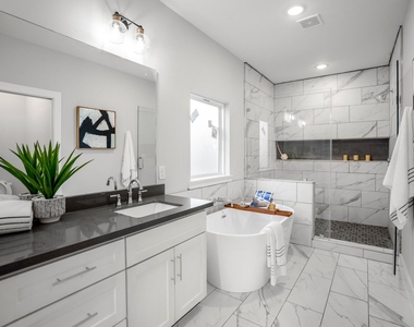 314 N Stiles Street - Photo Thumbnail 23