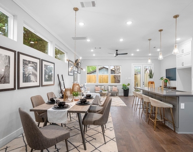 314 N Stiles Street - Photo Thumbnail 3