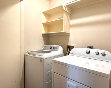 20423 White Poplar Drive - Photo Thumbnail 16