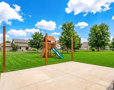 9922 Carmalee Street - Photo Thumbnail 42
