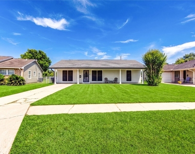 9922 Carmalee Street - Photo Thumbnail 2