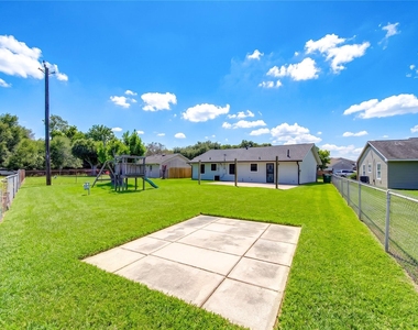 9922 Carmalee Street - Photo Thumbnail 41