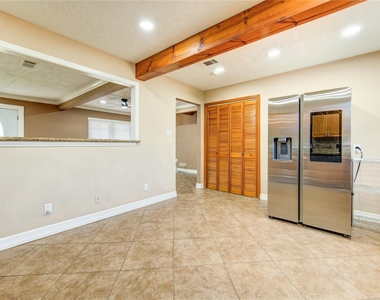 9922 Carmalee Street - Photo Thumbnail 20
