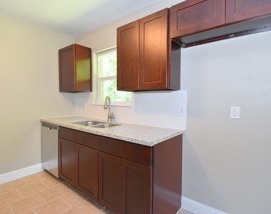 3615 Willie Way - Photo Thumbnail 10