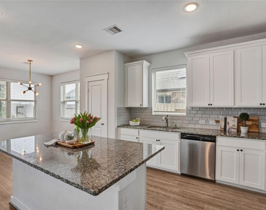 12723 Gallowhill Drive - Photo Thumbnail 16