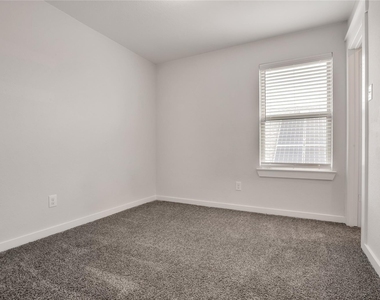 12723 Gallowhill Drive - Photo Thumbnail 15