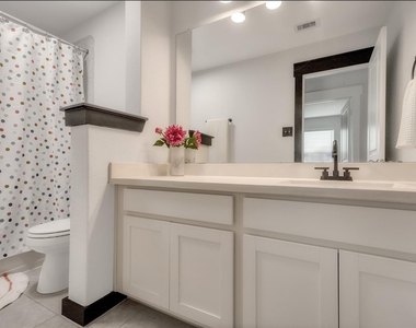 12723 Gallowhill Drive - Photo Thumbnail 16