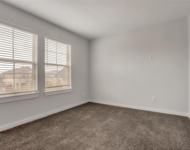12723 Gallowhill Drive - Photo Thumbnail 13