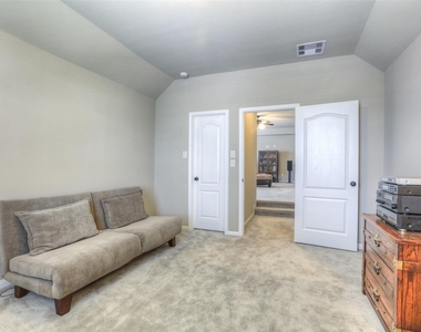 8106 Little Scarlet Street - Photo Thumbnail 15