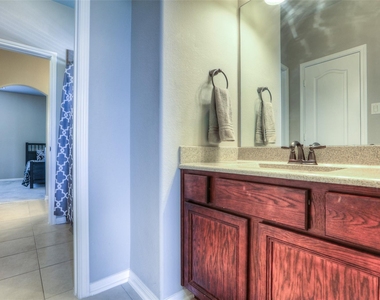 8106 Little Scarlet Street - Photo Thumbnail 21