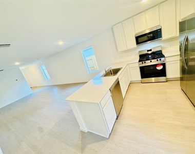 22784 Hackberry Leaf Drive - Photo Thumbnail 1