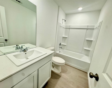 22784 Hackberry Leaf Drive - Photo Thumbnail 3