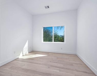 3411 Mcgowen Street - Photo Thumbnail 28