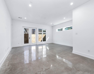 3411 Mcgowen Street - Photo Thumbnail 13