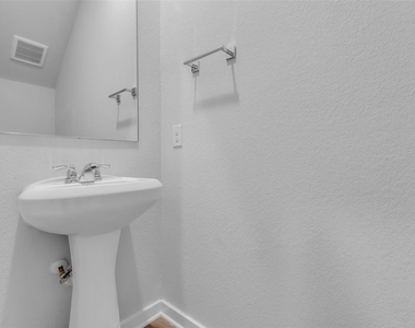 8442 Sweet Cherry Lane - Photo Thumbnail 6